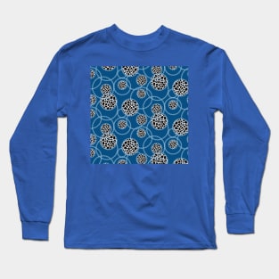 Blue Giraffe Chain Long Sleeve T-Shirt